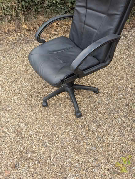 Photo of free Executive chair (Abingdon OX13) #2