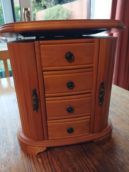 Photo of free Jewellery Box (Temple Cowley, OX4) #2