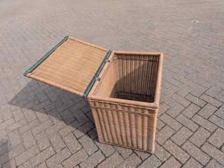 Photo of free Large Wicker Basket (Pilgrims Hatch, CM15) #2