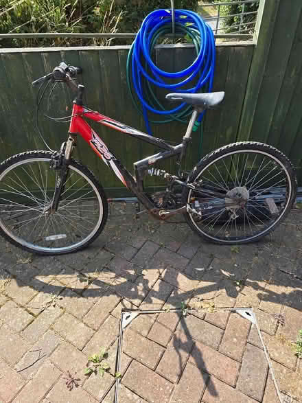 Photo of free Old & knackered mountain bike (Sinton Green WR2 6) #1
