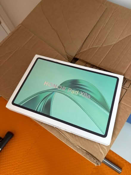 Photo of free HONOR Pad X8a (Highams Park E4) #1