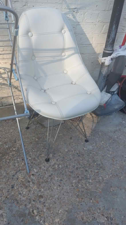 Photo of free Nice Comfortable Chair Hanwell (W7) #1