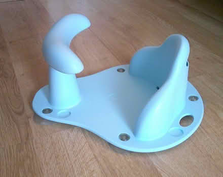 Photo of free Baby's blue bath seat (Great Sankey, WA5 1UY) #1
