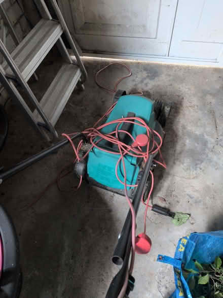 Photo of free Bosch electric lawnmower (Crossgate Moor DH1) #1