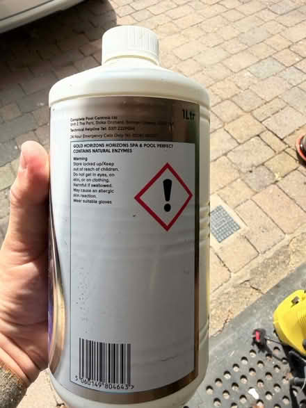 Photo of free Gold horizons hot tub pool perfect (Chessington - KT9) #2