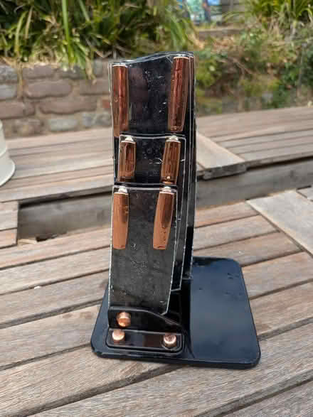 Photo of free Knife block (Welwyn Village, AL6) #2