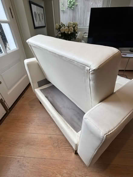 Photo of free Large cream arm chair (Chelsea london) #3