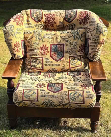 Photo of free Comfortable TV Chair in Tapestry (Llandderfel LL23) #1