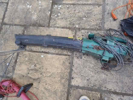 Photo of free Blower/ hoover (Eltham SE9) #1