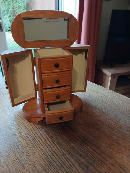 Photo of free Jewellery Box (Temple Cowley, OX4) #1