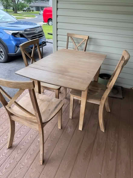 Photo of free Table and 4 chairs (Brookside) #1