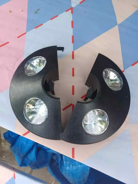 Photo of free Garden Parasol umbrella light (Orpington BR5) #3