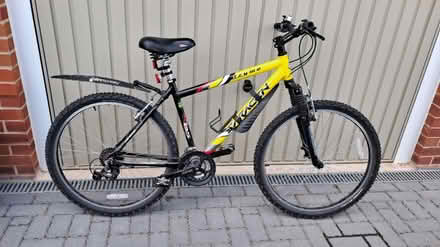 Photo of free 2 bicycles, 26" tyres, mudguards (West Leigh PO9) #3