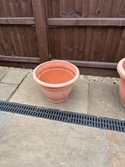 Photo of free Plastic terracotta coloured pot approx 35cm (Poplars SG2) #1