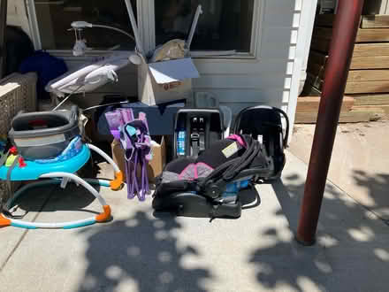 Photo of free Baby. Car seats. Pack and play (North Golden) #2