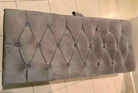 Photo of free Ottoman storage bench (Canada Water) #1