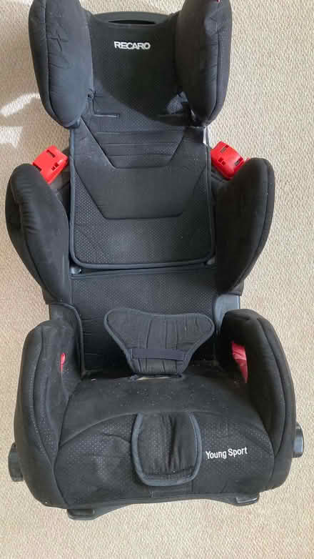 Photo of free Chil car seat (Wilmslow SK9) #1
