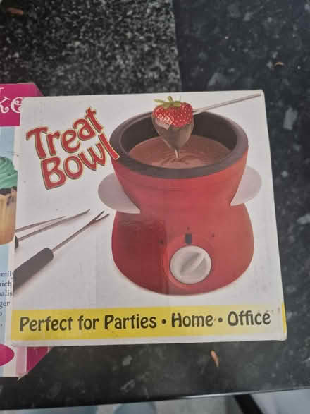 Photo of free Slow cooker. Chocolate fountain (South Moor DH9) #2