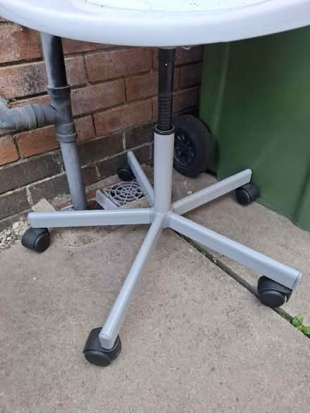 Photo of free Desk Swivel Chair (Cleehill SY8) #4