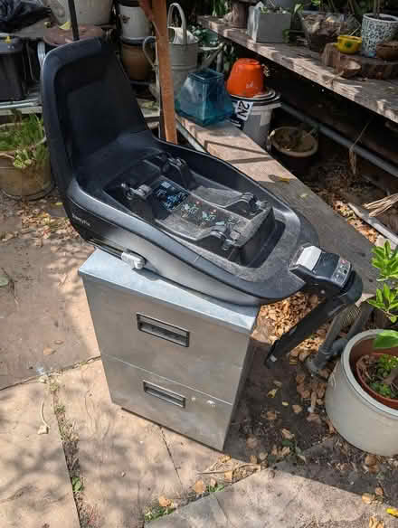 Photo of free Maxi cosi isofix base (Portslade by Sea BN41) #1
