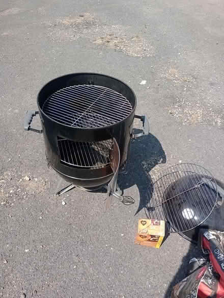 Photo of free BBQ (Guildford GU4) #1