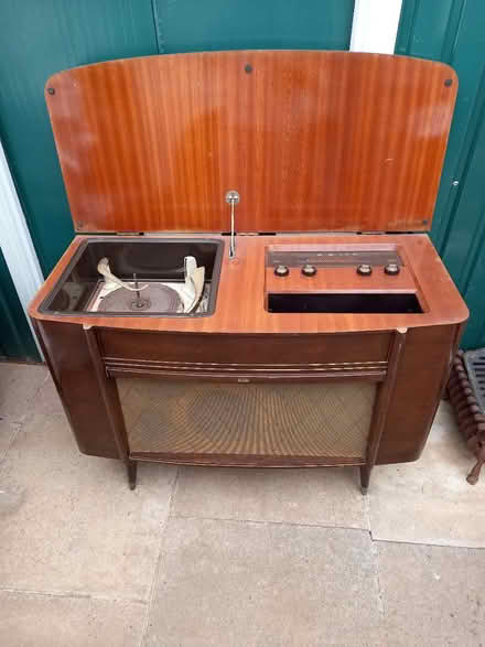 Photo of free Vintage record player (Shepshed LE12) #2