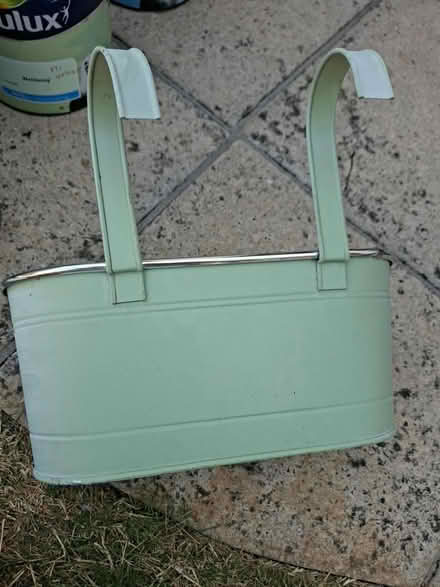 Photo of free Metal plant holder (Welling DA16) #3