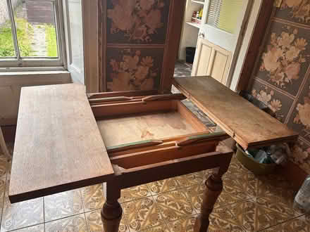 Photo of free Extendable folding kitchen table (Ferryhill. AB11) #3