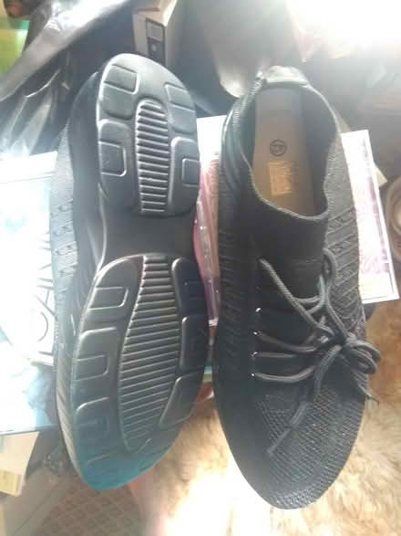 Photo of free ladies/gents shoes sz 43 (Poulton CH44) #1