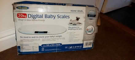Photo of free Digital weighing scales (Rhosllanerchrugog LL14) #1