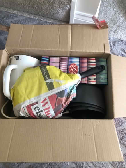 Photo of free 3 boxes of kitchen items (Lytham FY8) #3