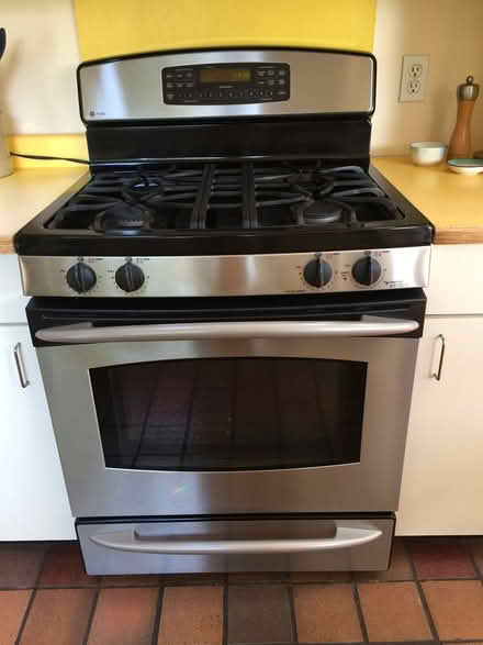 Photo of free G. E Profile Gas stove (Brentwood Bay, BC) #1
