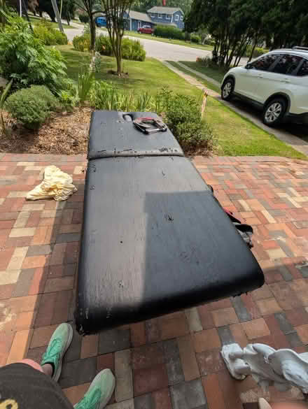 Photo of free Massage table 30 x 72 (VB - VB side of Airport) #1
