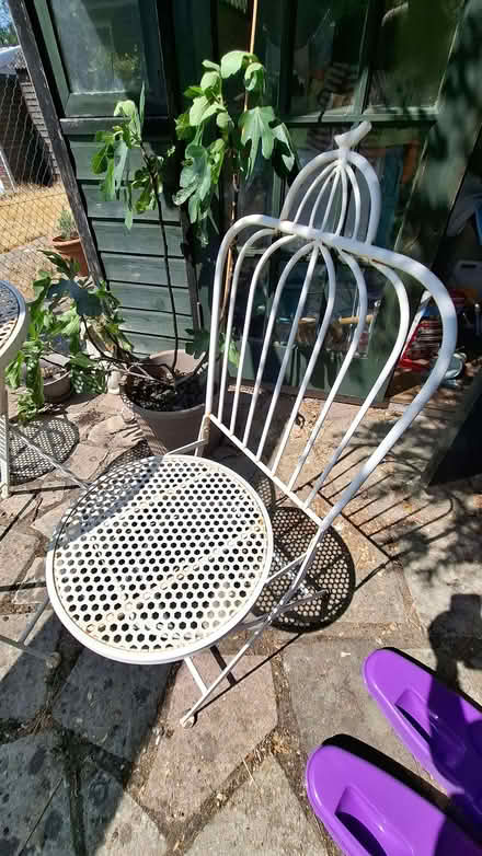 Photo of free Patio furniture set (Caversham RG4) #3