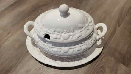 Photo of free Vintage 4pc Tureen Set (Mississauga) #3