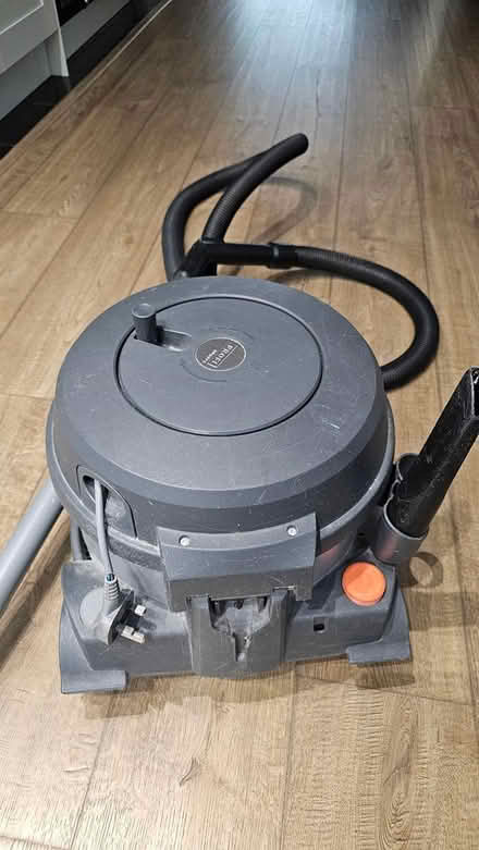 Photo of free Tub vacuum (Wigmore, Gillingham) #2