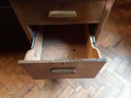 Photo of free Desk (Walton Manor OX2) #3