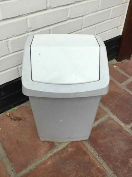 Photo of free Flip Top Bin (North Ascot SL5) #1