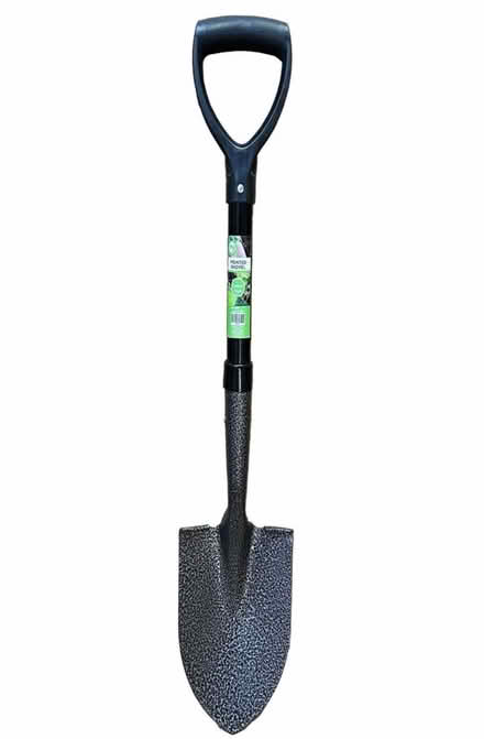Photo of Shovel (Hitchin SG4) #1