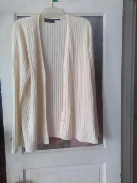 Photo of free Ladies items (60th cedar ave 19143) #3