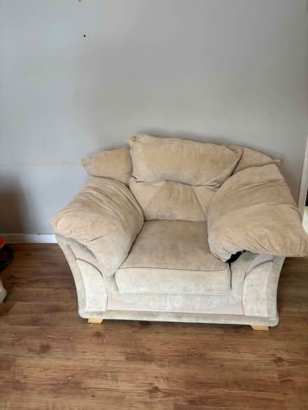 Photo of free 2 seater sofa and 2 armchairs (Ware SG12) #2