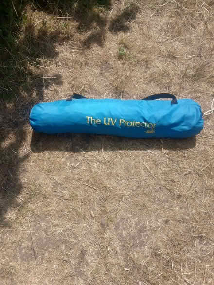 Photo of free Childs UV Protector Sun Tent With Pegs (Motspur Park KT3) #2