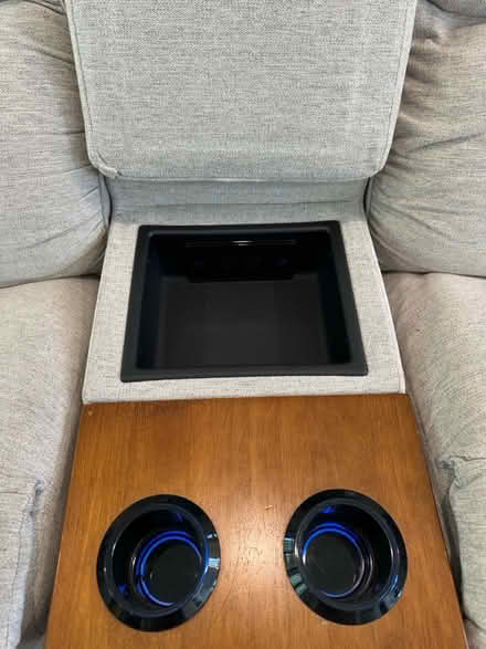 Photo of free Lazy Boy loveseat (Camas) #3