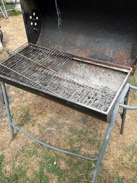 Photo of free BBQ (ME10) #3