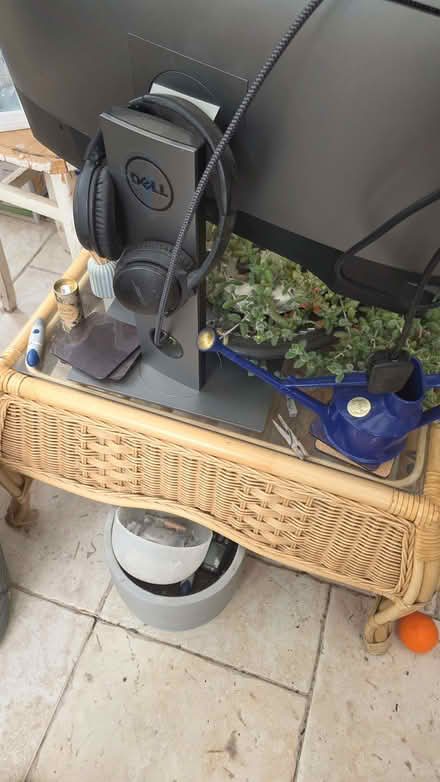 Photo of free Rattan/wicker furniture set (Hullbridge SS5) #4