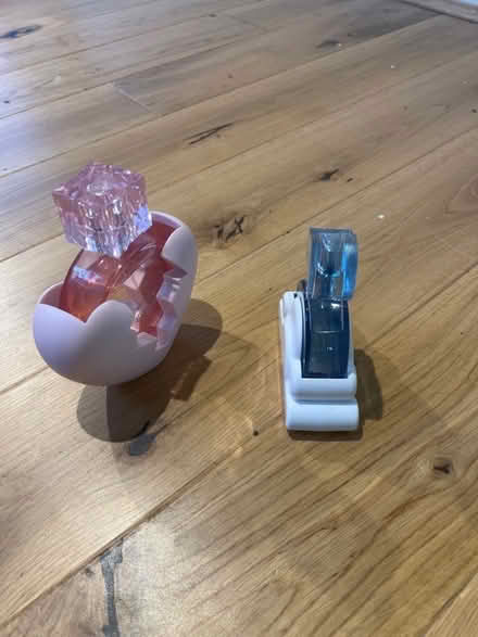 Photo of free 2 Ariana Grande Eau de Parfum Sprays. Nearly New. (Southsea PO4) #4