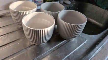 Photo of free 4 small ceramic plant pots (Nailsea BS48) #1