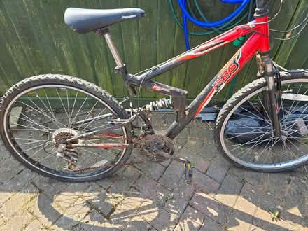 Photo of free Old & knackered mountain bike (Sinton Green WR2 6) #2