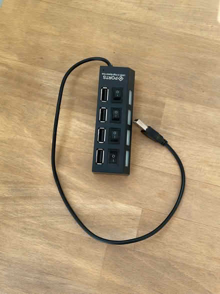 Photo of free usb hub (Earsdon NE25) #1