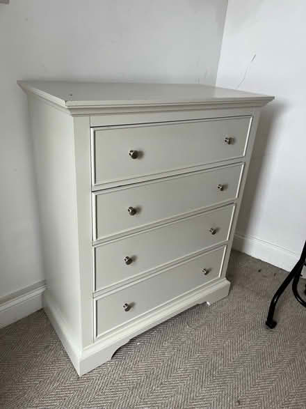 Photo of free Chest of Drawers and Vanity set (Pimlico SW1V) #1